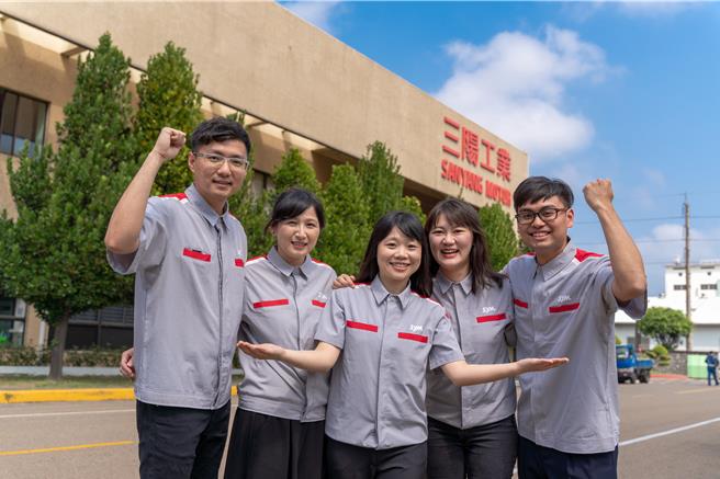 福利平台也能数位转型，PayEasy携手三阳工业，为2500多名本国与外籍员工提供专属数位福利服务，创造职场共融环境。(PayEasy提供／洪凯音台北传真)