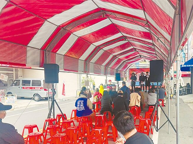 公民團體23日下午在南投市發起「內地濫權立委究責會」，但到場民眾不多。（立委游顥辦公室提供／潘虹恩南投傳真）