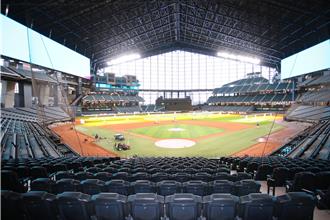 盧秀燕赴日參訪棒球場 汲取經驗推台中大巨蛋