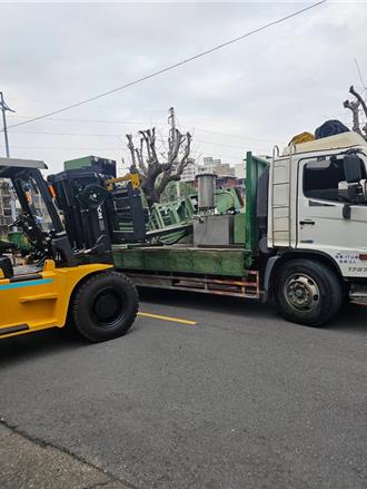 土城發生工安意外 男被機具重壓無呼吸心跳