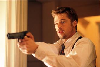 重溫布萊德彼特盛世美顏！《火線追緝令》重登大銀幕