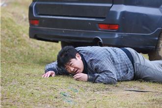 「國民暖爸」楊慶煌領便當！ 王燦下毒手自知皮要繃緊