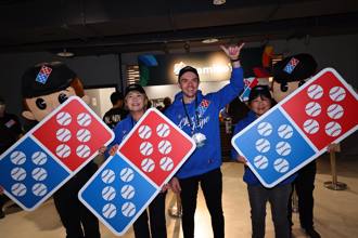 達美樂挺中華隊不只大頭貼！LOGO改版棒球6：老闆送去大巨蛋現場了