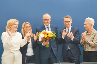 海纳百川》德国新政府不得不在中美间寻求相对中立（简军波）