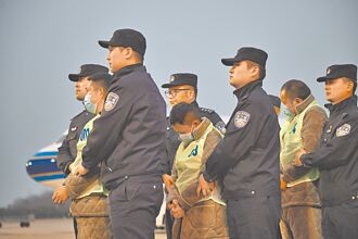 陸出重拳 電詐首腦遭判無期