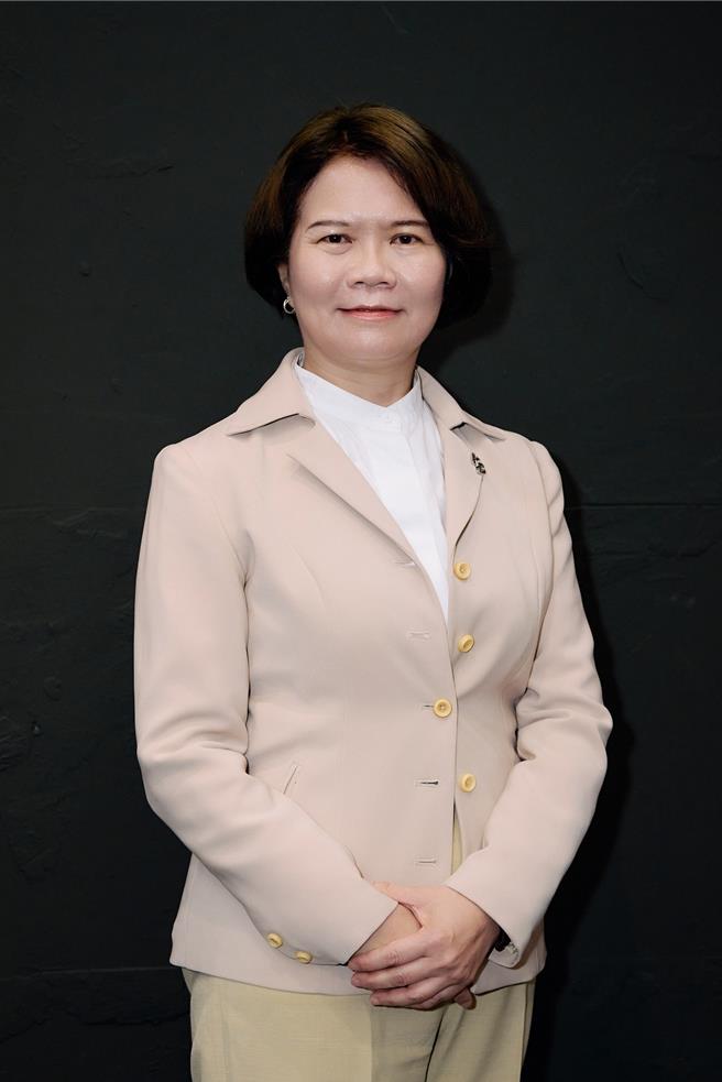 民眾党立委吴春城今（25）日于院会质询时，公开请辞立委，东吴大学政治系教授刘书彬将递补任职。（摘自刘书彬脸书）