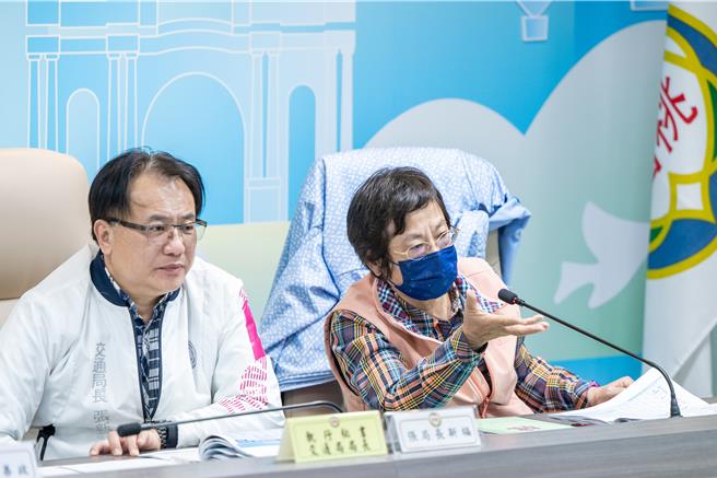 中华大学工业管理学系副教授赖以轩出席会议。（市府提供／蔡依珍桃园传真）