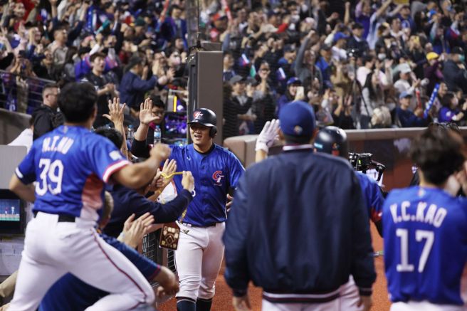 6局上打者回來得分。（杜宜諳攝）