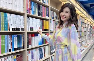 何如芸自曝「開車停路邊大哭」 喪父1年悲吐：心的某塊遺失了