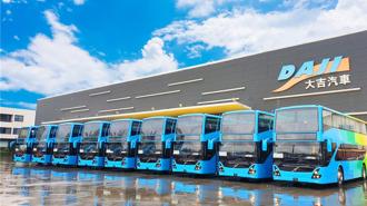 高雄經發局出版刊物 揭高雄10家隱形冠軍成長心法