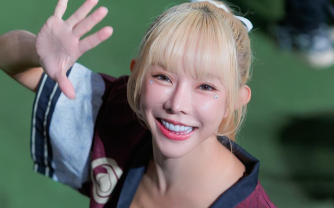 巫苡萱分享，在跳啦啦队时很容易私密处发炎，感觉下面痒痒的。（图／IG@巫苡萱）