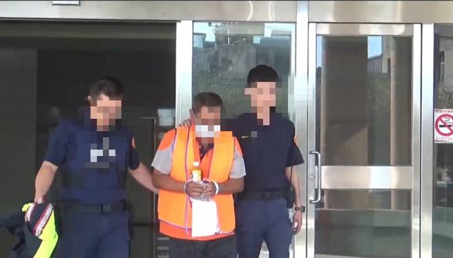 李男涉嫌杀害蔡姓前妻被捕，彰化地检署依杀人罪嫌起诉并声押，彰化地院认为李男有逃亡之虞，在今（26）日下午裁定羁押。（民眾提供／叶静美彰化传真）