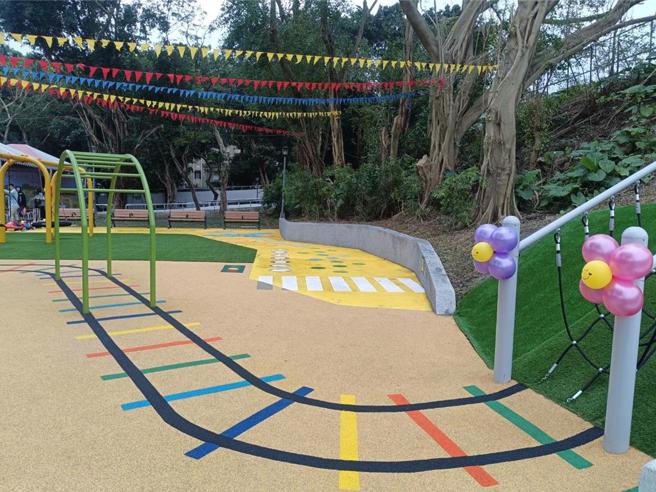 交通公园儿童游戏场今日正式启用。（新店区公所提供）