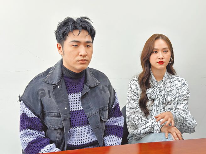 鹿希派（左）渐渐独当一面，让大姊吴姗儒相当欣慰。（池宗玲摄）