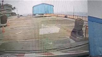 小琉球46歲男深夜未歸 清晨癱倒花瓶岩沙灘搶救不治