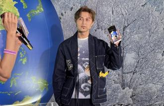 毛弟被誇歷任女友顏值高 王子「輸不起」：我的也不差