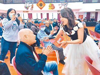 懷舊演唱會 溫暖萬里仁愛之家