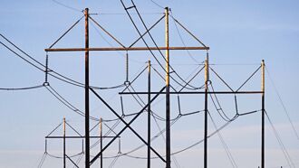 英國石油策略調整 擴大油氣投資