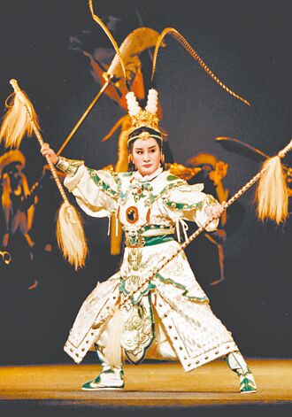 如有神在，戏班囡仔的英雄旅程