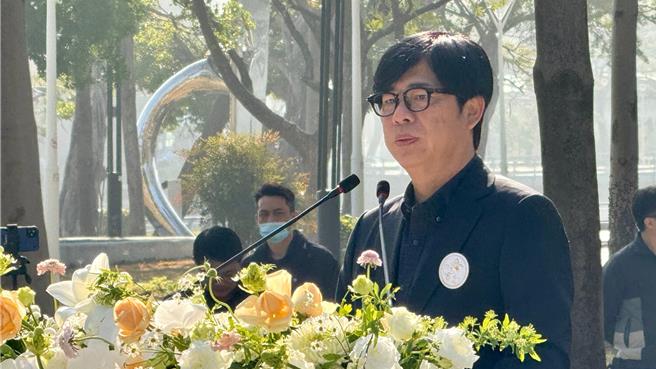 「歷史可原谅但不能忘记！」高雄市长陈其迈指出，高雄市政府针对78年前的228事件举办一系列活动。（柯宗纬摄）