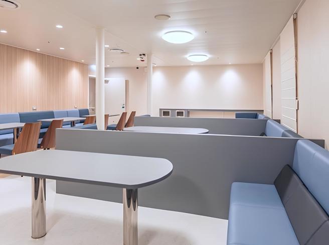 澎湖轮餐厅及交谊厅。（航港局提供／蔡明亘台北传真）