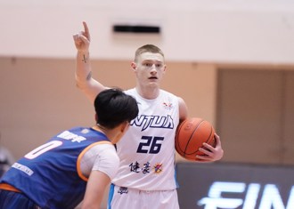 UBA》喬納森再跟王威翔聯手 台藝力挫虎科保住4強希望