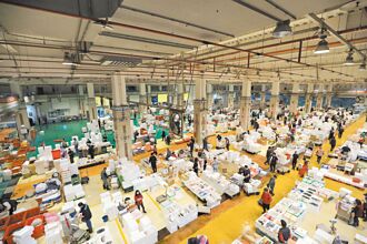 資源枯竭、種電夾擊 漁業歹年冬