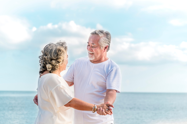 虎、猴、兔3生肖男經常保持健康的心態和身體，到了晚年也能交到新朋友，享受生活的美好。（示意圖：Shutterstock／達志）