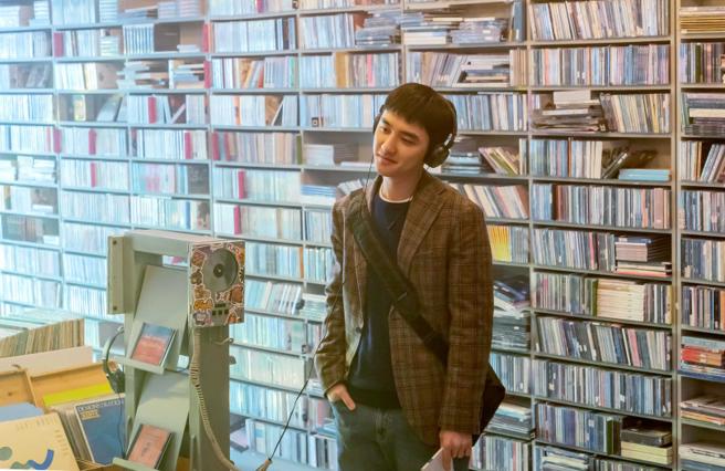 故事搬到大學校園，都敬秀很開心能藉機體驗大學生活。（圖／網銀國際影視提供）