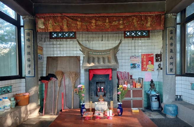 圖為伯公岡廟中廟。（翻攝自楊梅區公所官網影片）