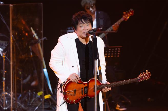 飞鸟凉1日在台北国际会议中心开唱，展现惊人的体力和肺活量。（宽宏艺术、Welcome Music提供）