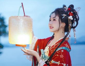 古代大户小姐结婚都要带陪嫁丫鬟 3暗黑用处曝