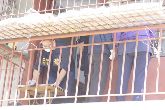 张介宗屋内搜到的工具箱内铁鎚，验出兄嫂DNA。(中时资料库)