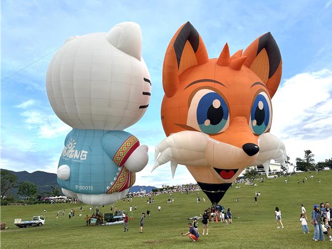 台灣國際熱氣球嘉年華邁入第15周年，台東縣政府每年推陳出新，今年將有添新夥伴球。2024台灣國際熱氣球嘉年華活動照。（本報資料照片）