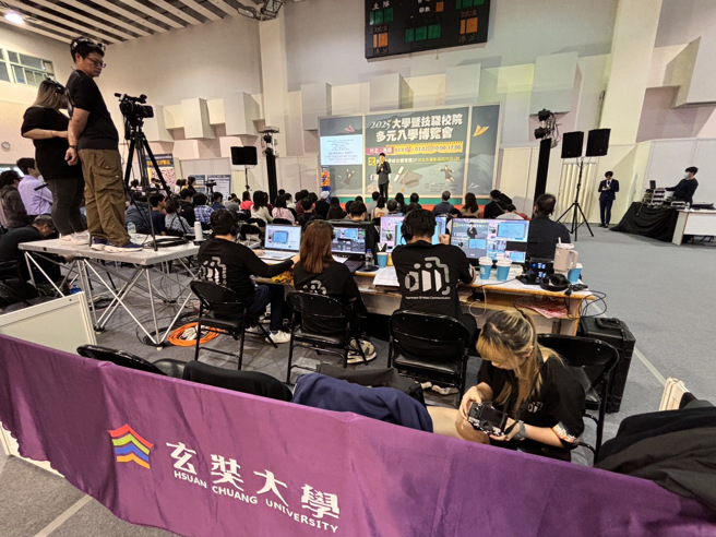 玄奘大學直播團隊。(照片/大學博覽會提供)