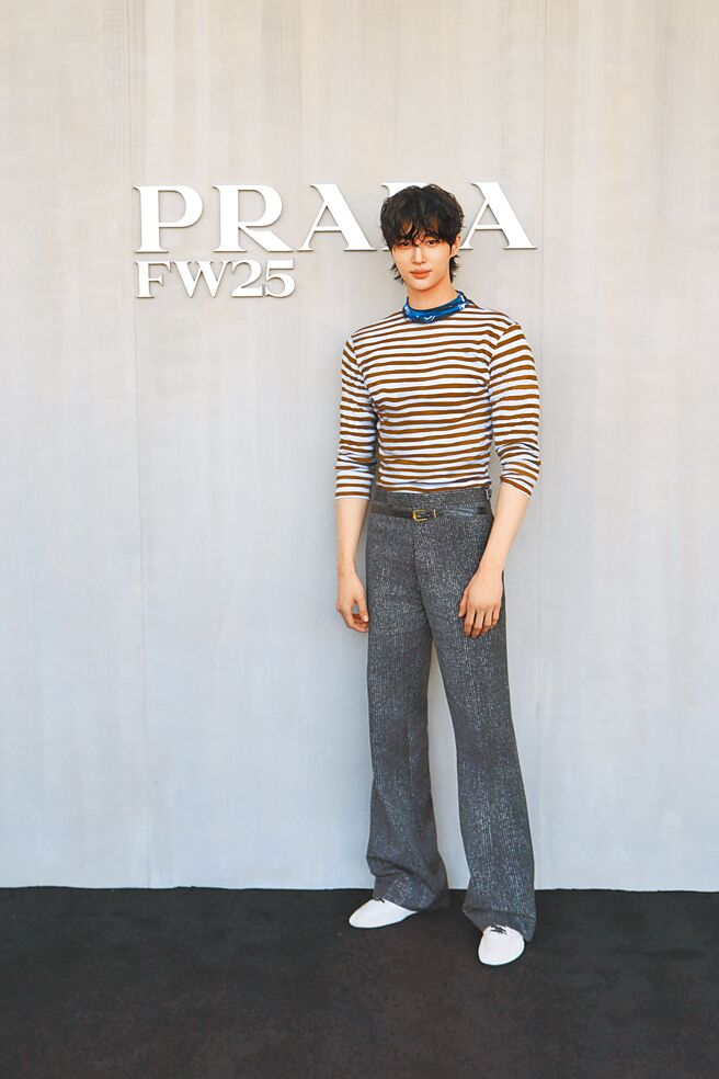 边佑锡出席Prada 2025秋冬系列时装秀。（Prada提供）