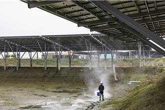 嘉義漁電共生案場遭廢止 台泥綠能：農業部同意暫緩