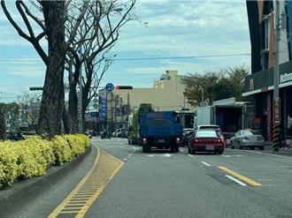 左轉車道又畫槽化線…民眾吐槽危險 公路局釋疑：導引直行