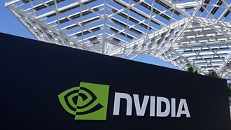 輝達傳出砍先進封裝訂單 待GB300問世振需求