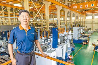 榮田精機 展示智慧化立式車床