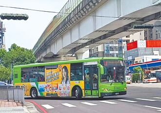 海納百川》公車門夾傷人 政府應促業者改善（陳擷安）