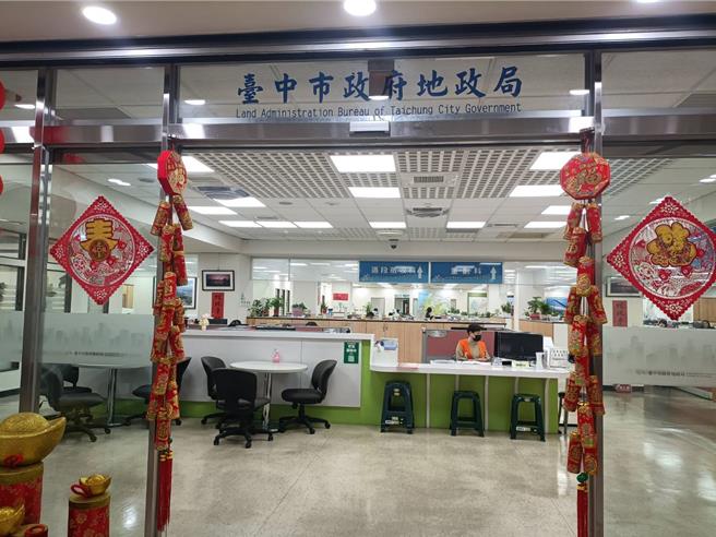 台中市地政局长吴存金3日持续请假，未进办公室。（陈淑娥摄）