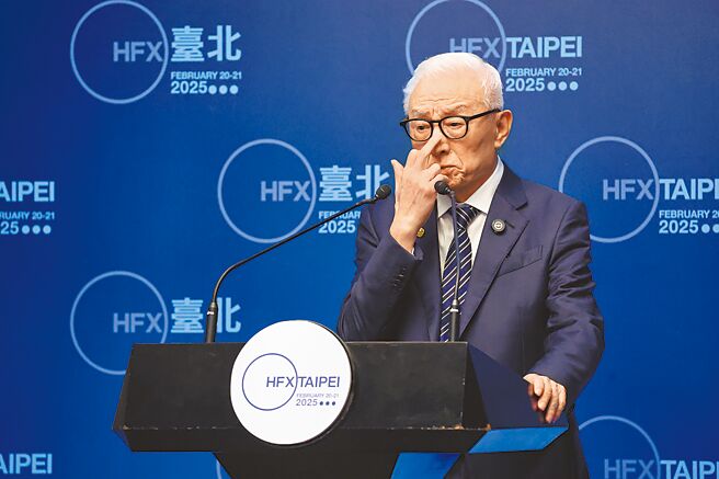 聯電創辦人曹興誠（見圖）2日表示，自己從未承諾個人捐款給清大，而是聯電依約捐款。（本報資料照片）