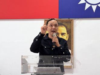 趙少康成國民黨主席選舉黑馬？港媒揪2點：更像藍營共主