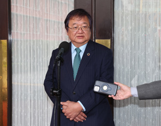 傳護理師不滿「跨科支援」 邱泰源回應了