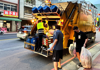 噴霧罐、鋰電池怎丟 環保局給答案 5類危險物丟錯罰6千