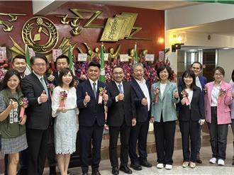 林右昌、蘇巧慧同框交頭接耳  打破王不見王傳聞