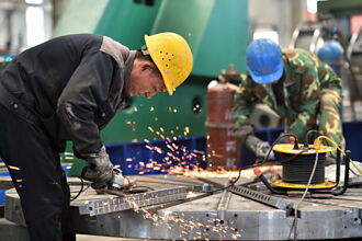 財新中國2月製造業PMI 回升至50.8