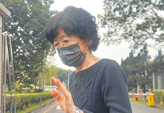 陳佩琪探監 北所拒收酸痛貼布