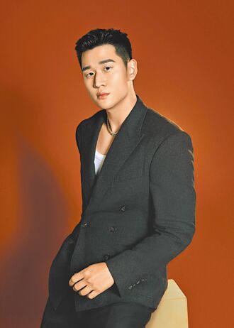 周興哲又報喜 揪Gummy B玩饒舌